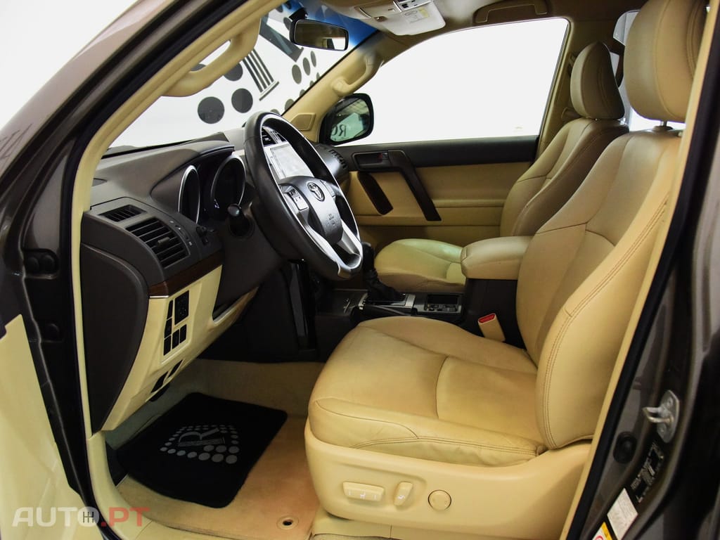 Toyota Land Cruiser 2.8 D-4D CA