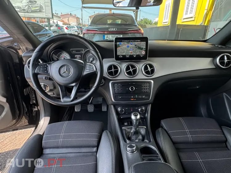 Mercedes-Benz CLA 200 d Shooting Brake Urban