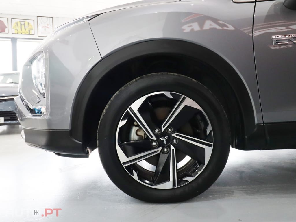 Mitsubishi Eclipse Cross 2.4 PHEV eMotion