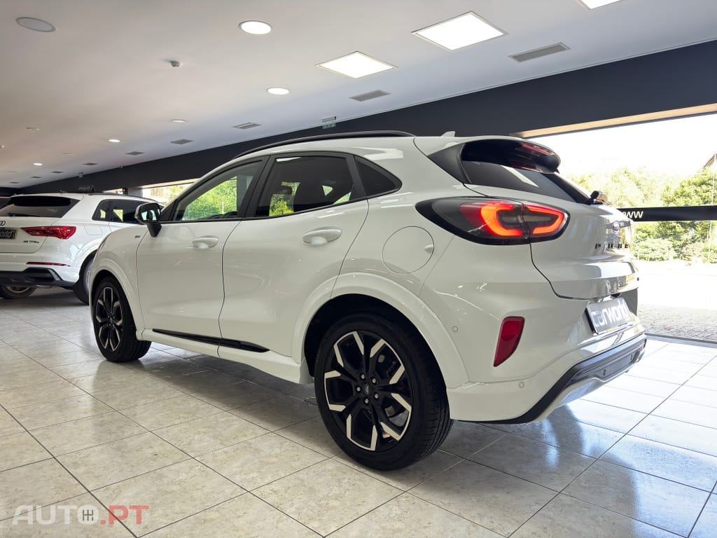 Ford Puma 1.0 EcoBoost MHEV ST-Line