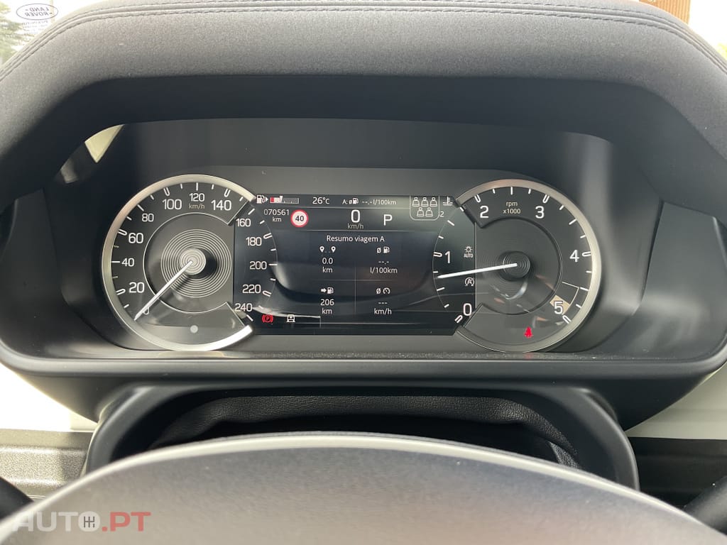 Land Rover Defender 3.0 D250 110 AWD X-Dynamic SE