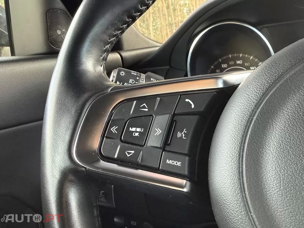 Jaguar E-Pace D150 AWD R-Dynamic