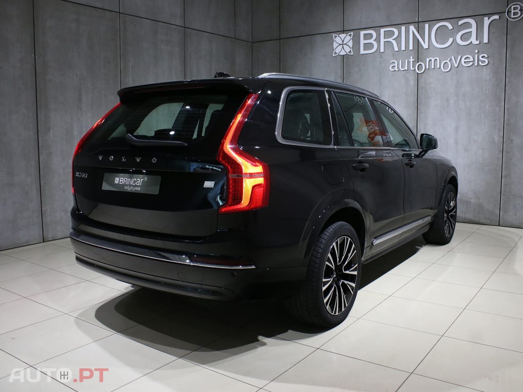Volvo XC90 2.0 T8 PHEV Core AWD