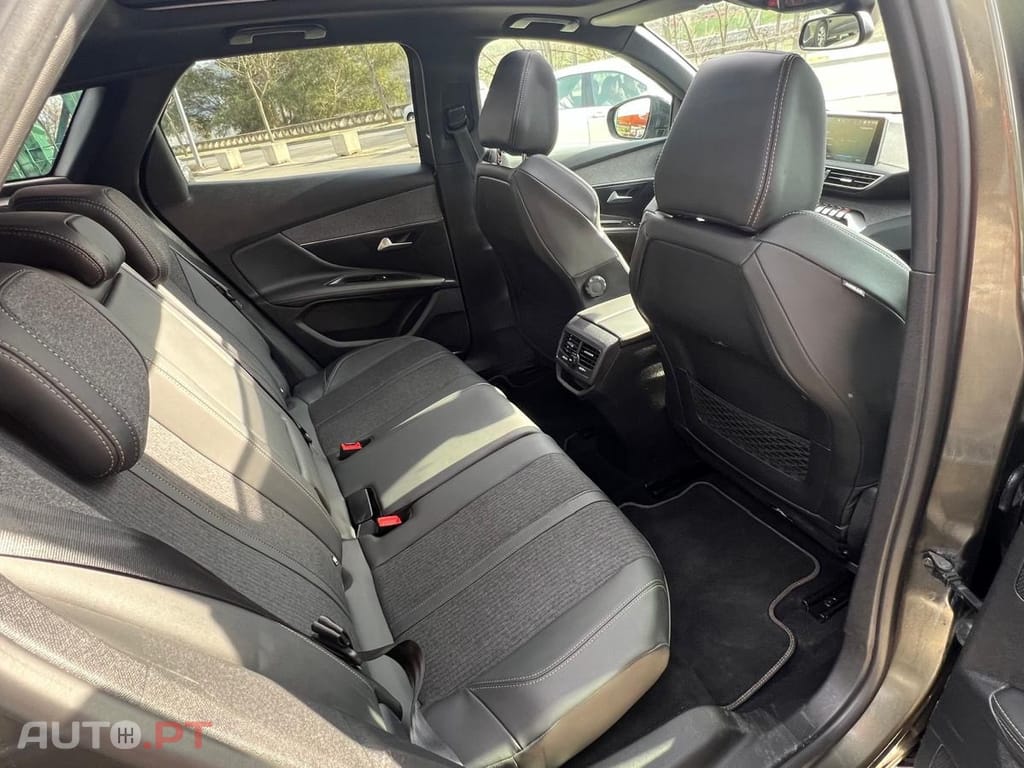 Peugeot 3008 1.5 BlueHDi GT Line