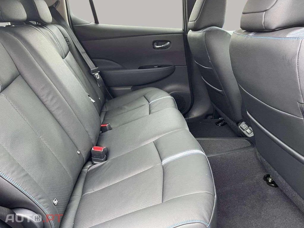 Nissan Leaf e I.V.A DEDUTÍVEL 