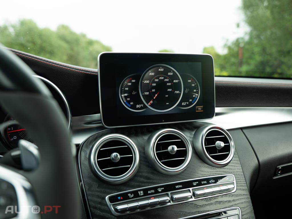 Mercedes-Benz C 63 AMG S Station Speedshift 7G-MCT