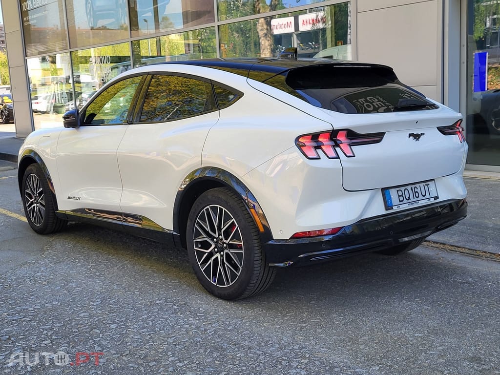 Ford Mustang Mach-E 98.7 kWh Premium