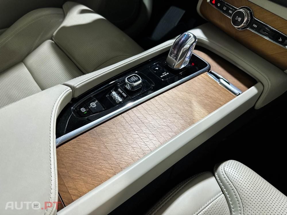 Volvo XC90 T8 AWD Twin Engine Geartronic Inscription