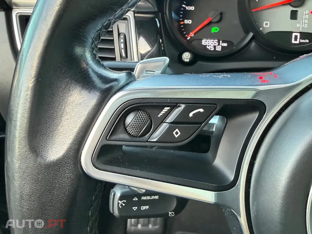 Porsche Macan S