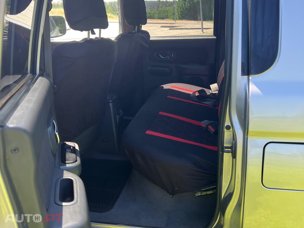 Mitsubishi L200 Strakar