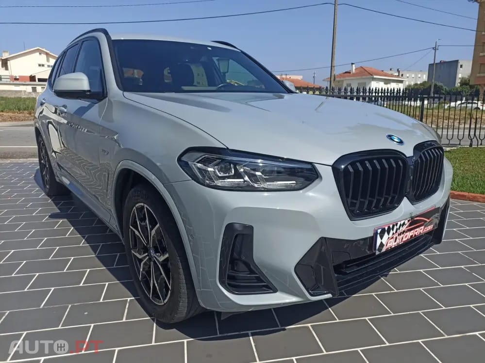 BMW X3 30 e xDrive Pack M Desportivo Pro