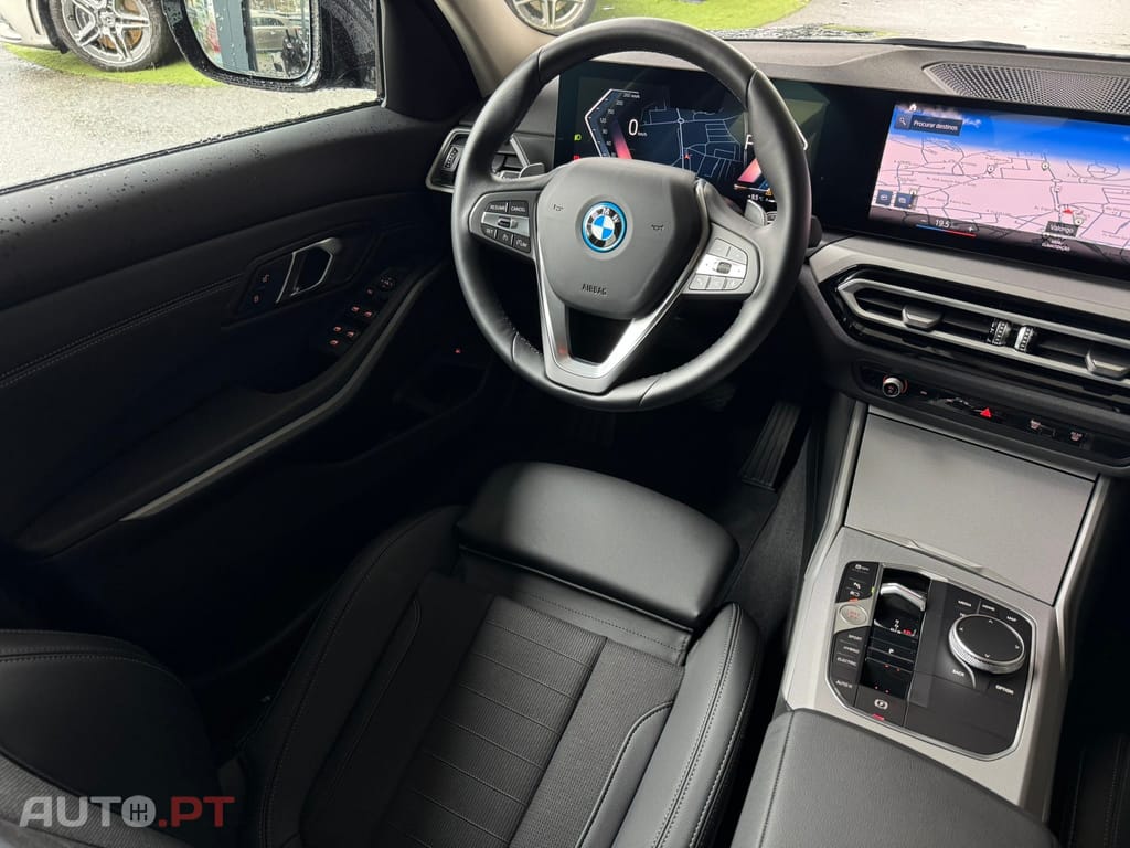 BMW 320 e Auto