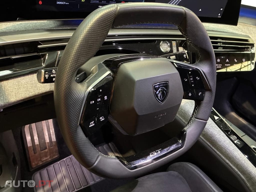 Peugeot 3008 1.2 Hybrid GT e-DCS6