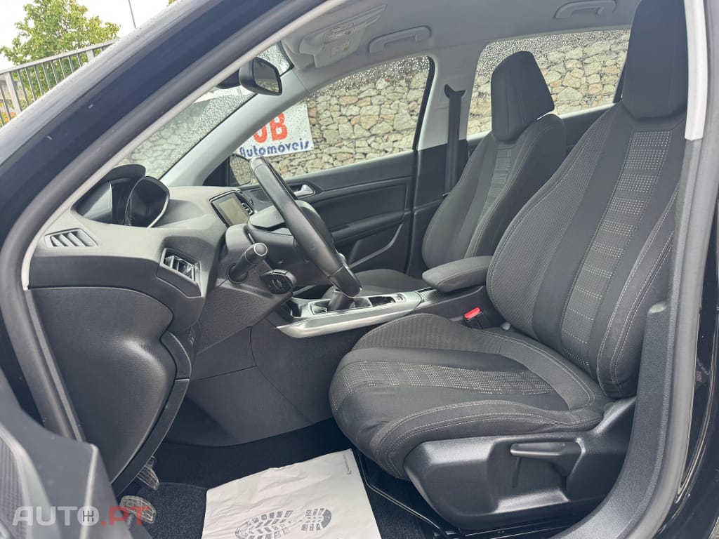 Peugeot 308 1.6 e-HDi Allure