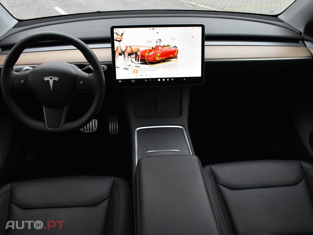 Tesla Model Y Performance Tração Integral