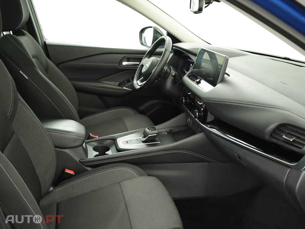 Nissan Qashqai Qashqai 1.3 DIG-T N-Connecta LED Xtronic