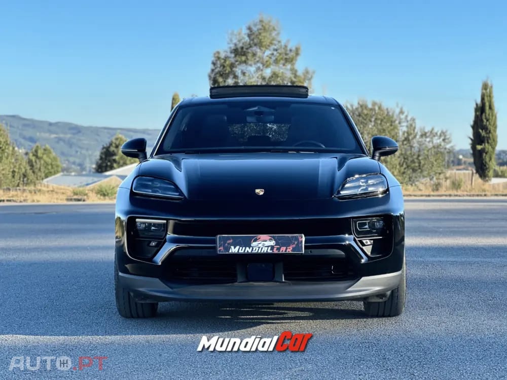 Porsche Macan Electric 4