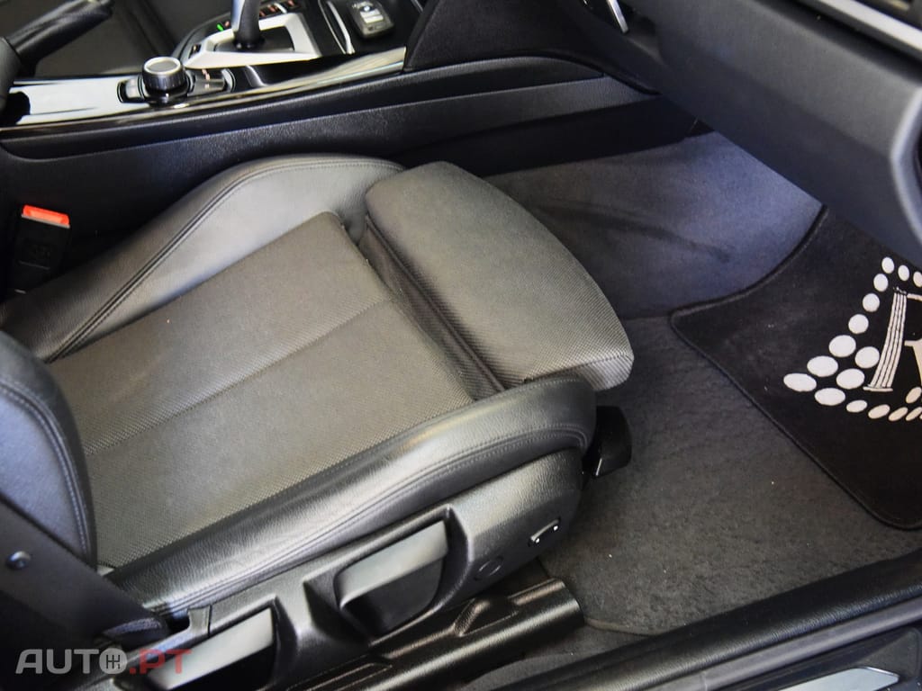 BMW 330 e iPerfomance Line Sport