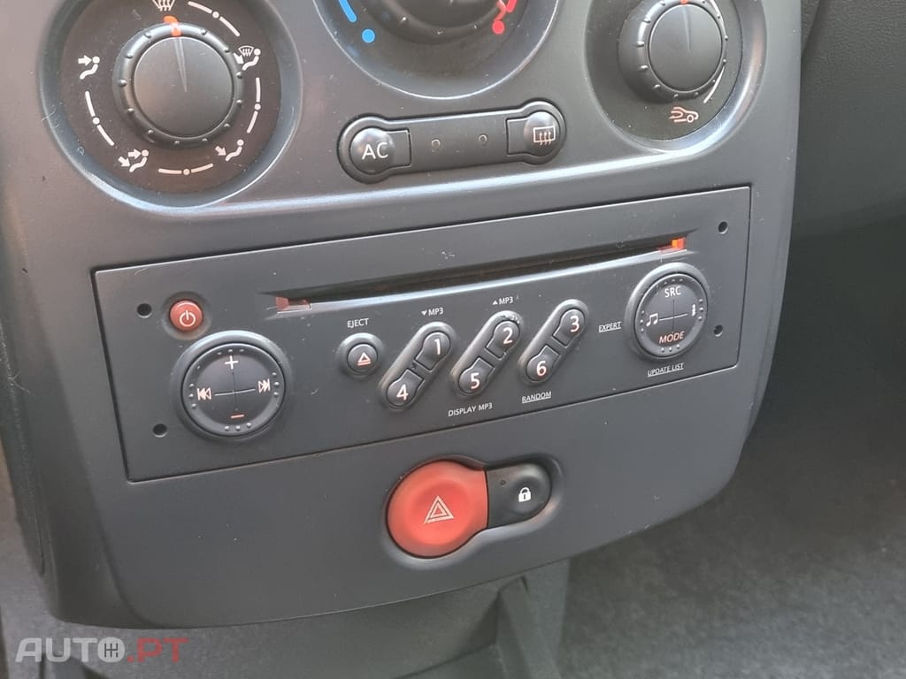 Renault Clio 1.2 16V Confort