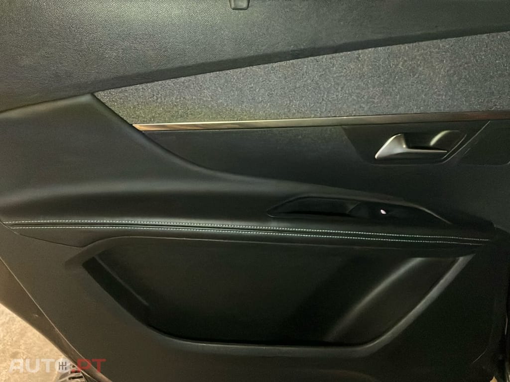 Peugeot 5008 1.5 BlueHDi Allure Pack EAT8
