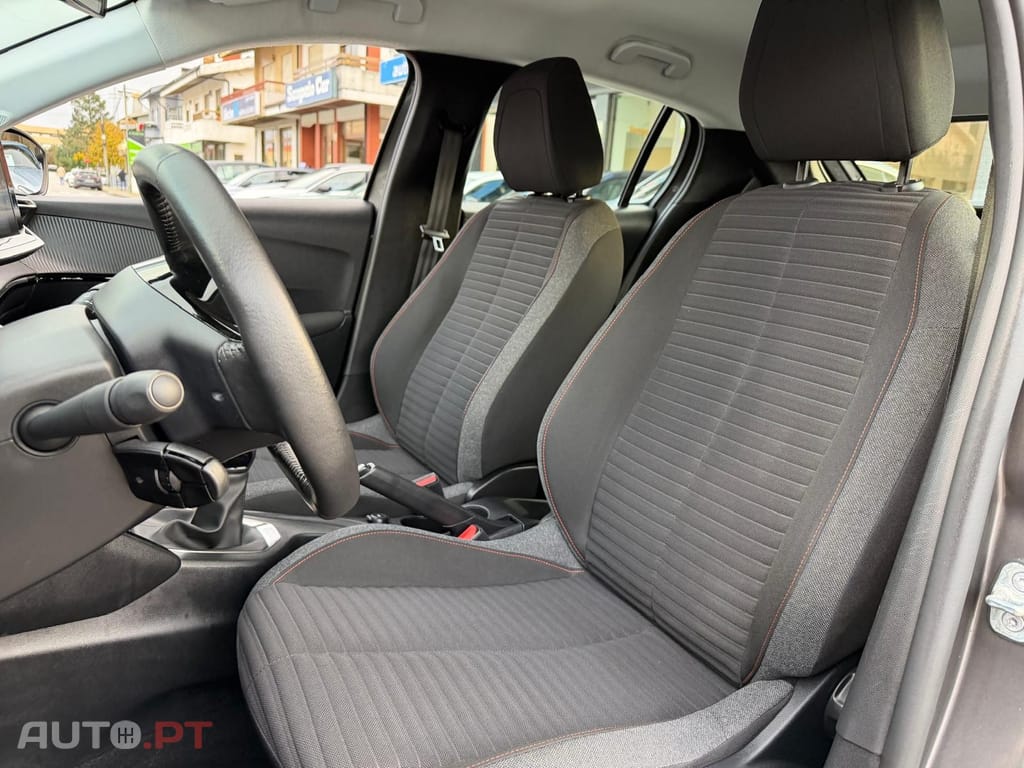 Peugeot 208 1.2 PureTech SE Style