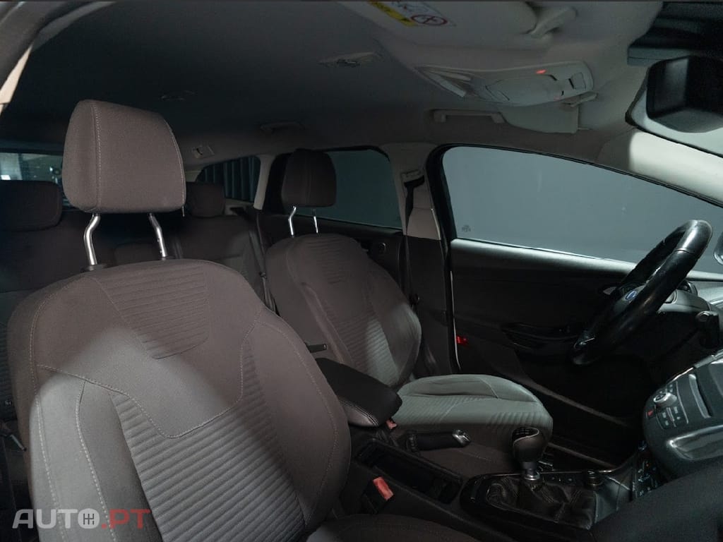 Ford Focus SW 1.0 SCTi Titanium Best