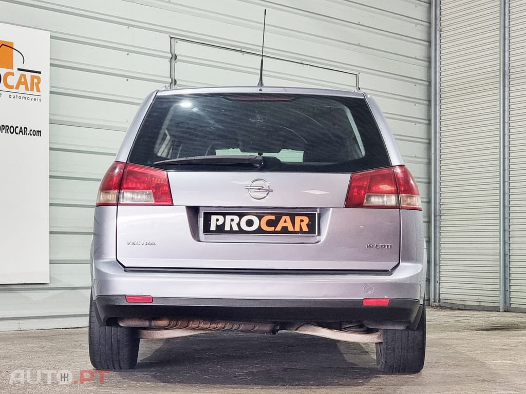 Opel Vectra Caravan 1.9 CDTi Comfort