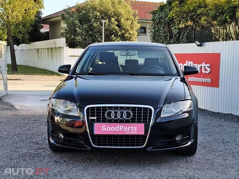 Audi A4 2.0 TDI S-line