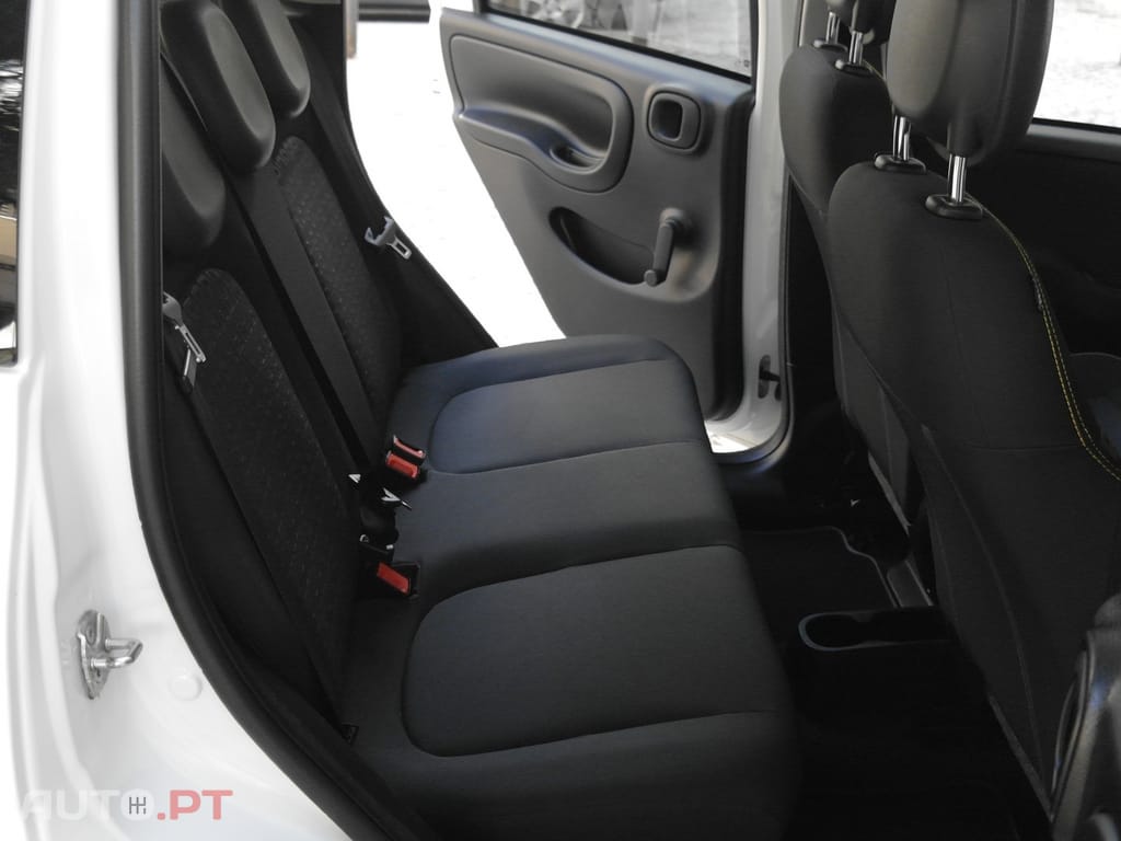 Fiat Panda Pandina 1.0 Hybrid — fotografia 12