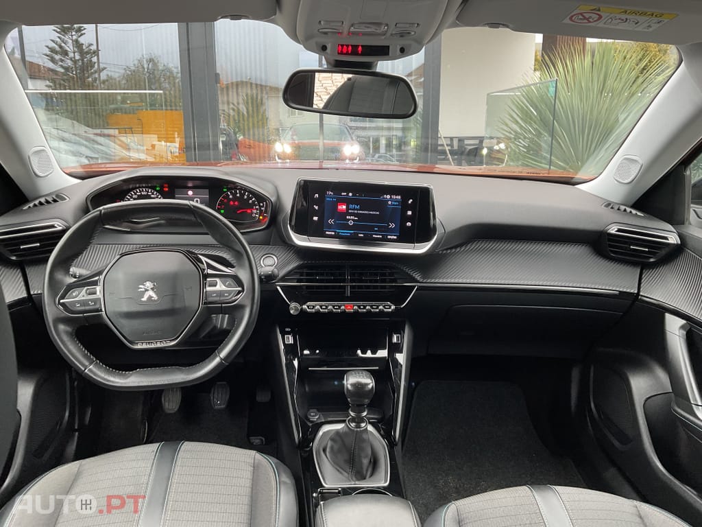 Peugeot 2008 1.5 BlueHDi Allure