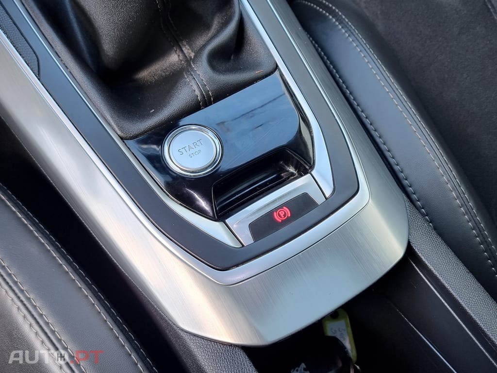 Peugeot 308 SW 2.0 BlueHDi Allure