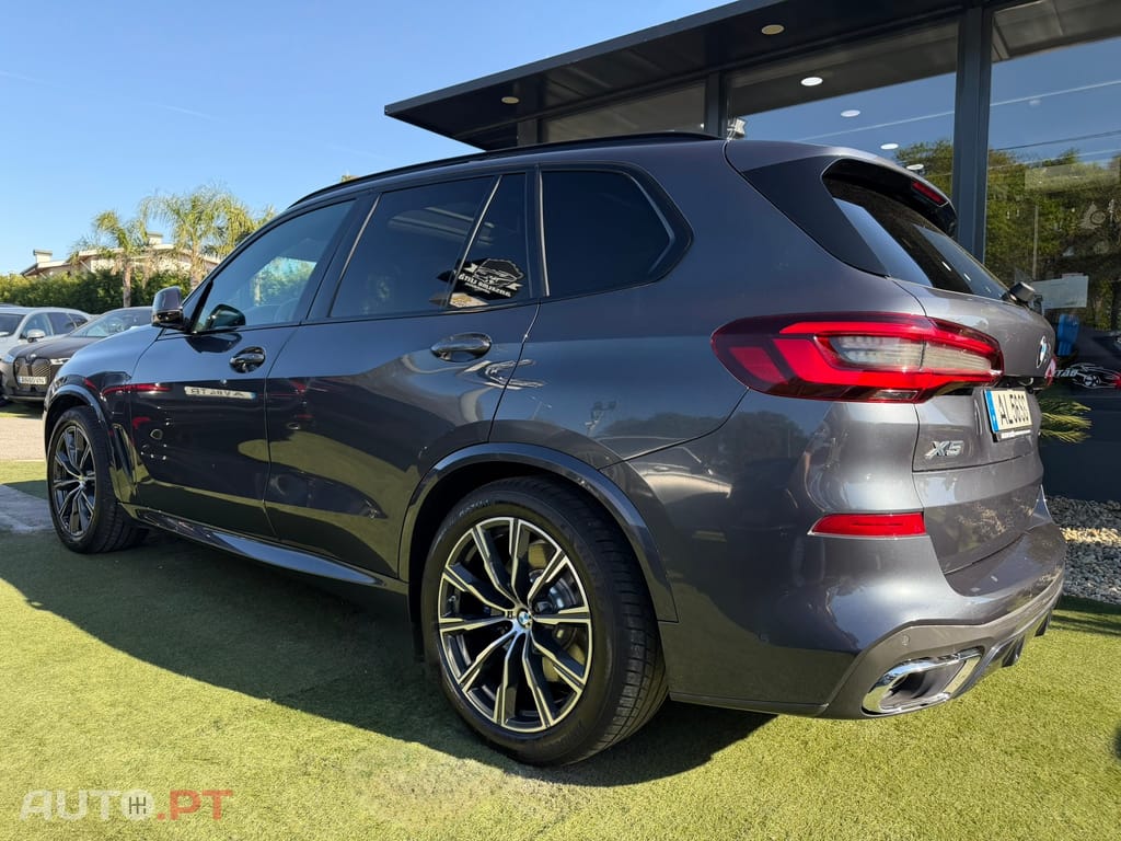 BMW X5 45 e xDrive Pack M