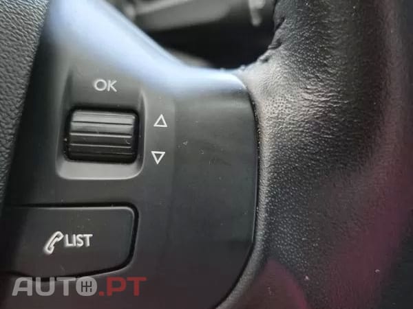 Peugeot 2008 1.2 PureTech Style