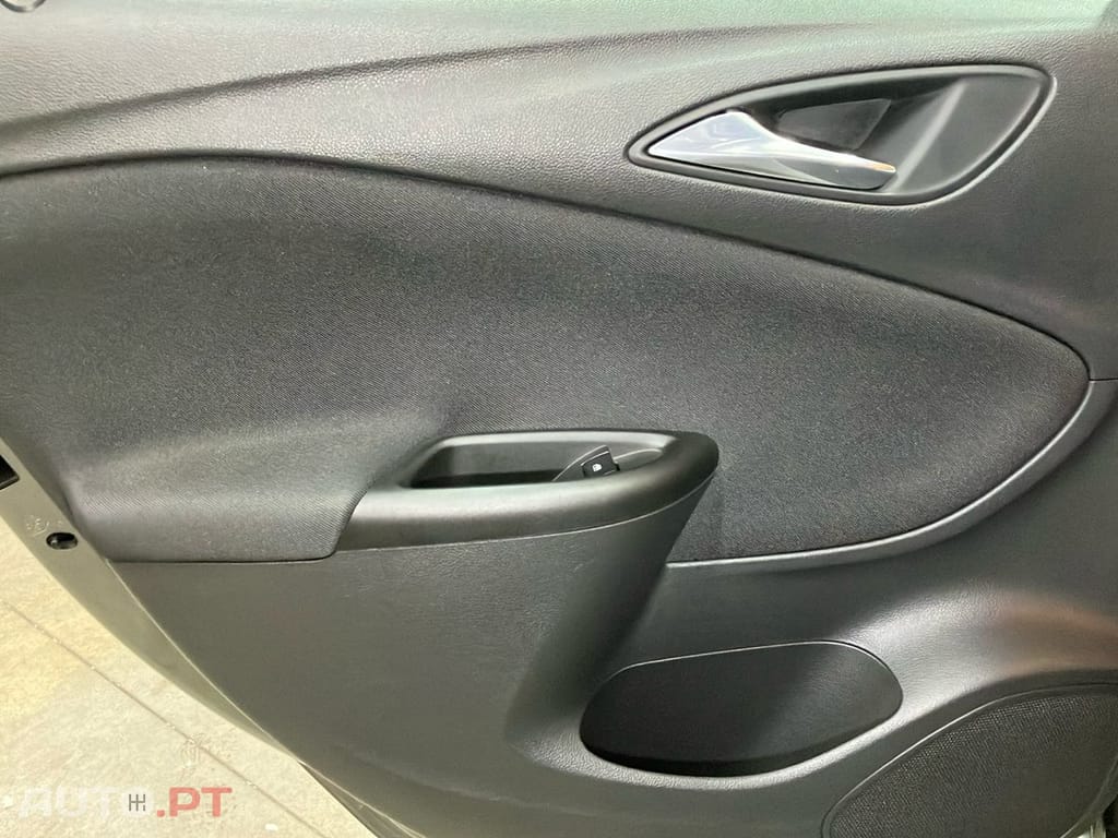 Opel Astra 1.6 CDTi