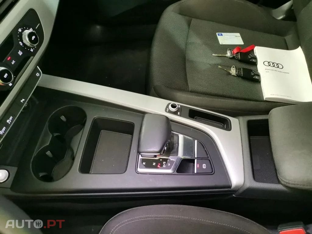 Audi A4 Avant 30 TDI S tronic