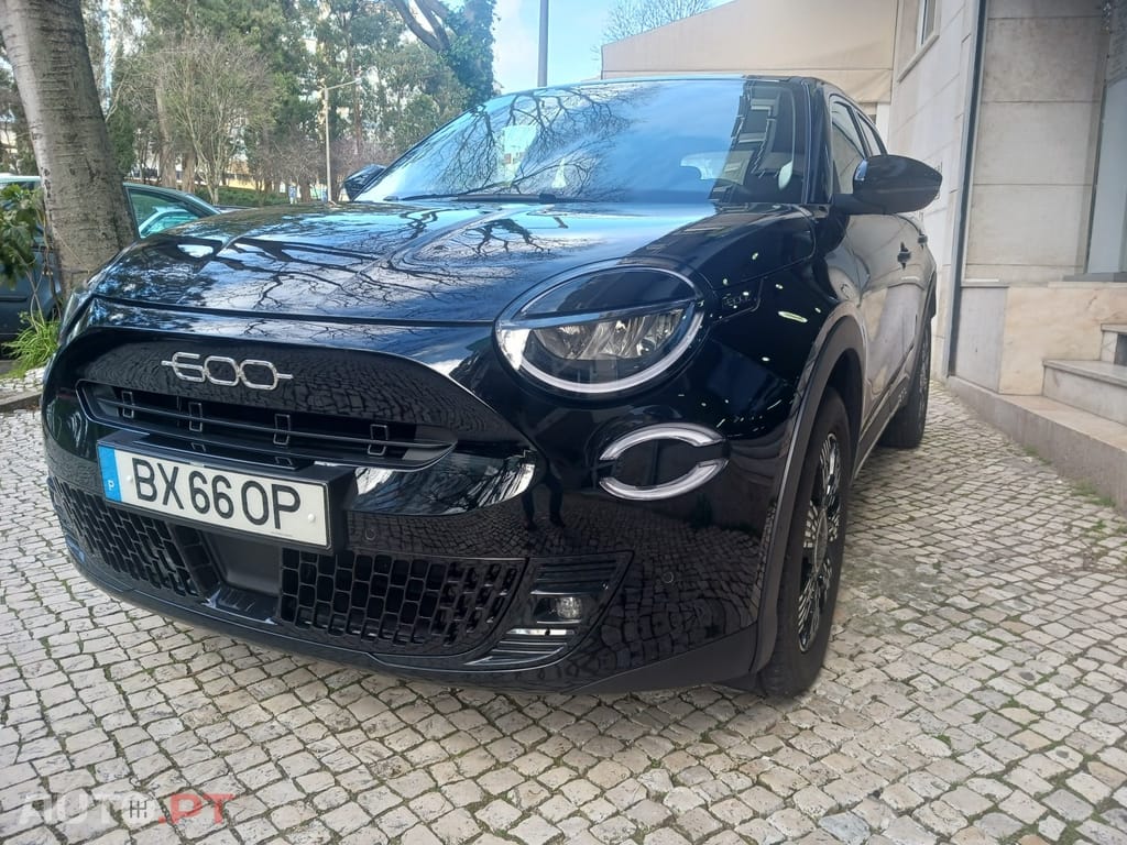 Fiat 600 1.2 Hybrid Icon