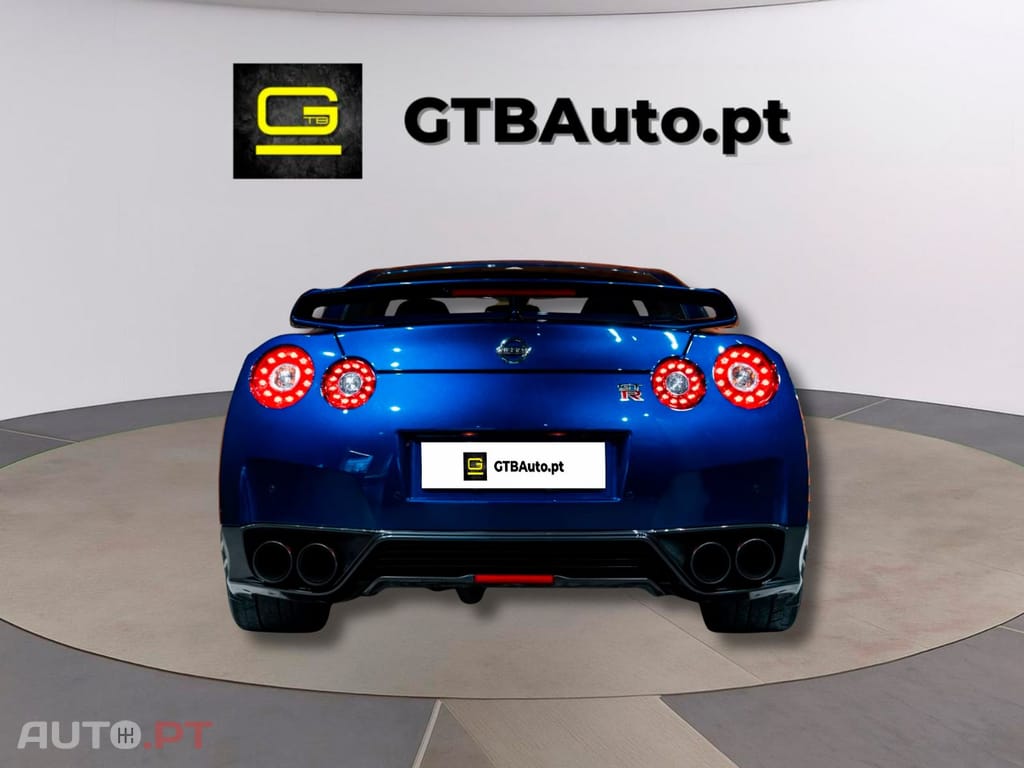 Nissan GT-R Black Edition