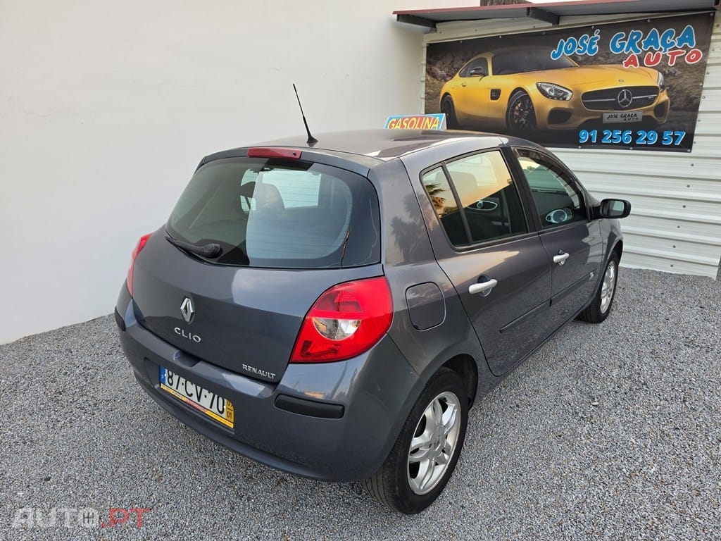 Renault Clio 1.2 16V Confort