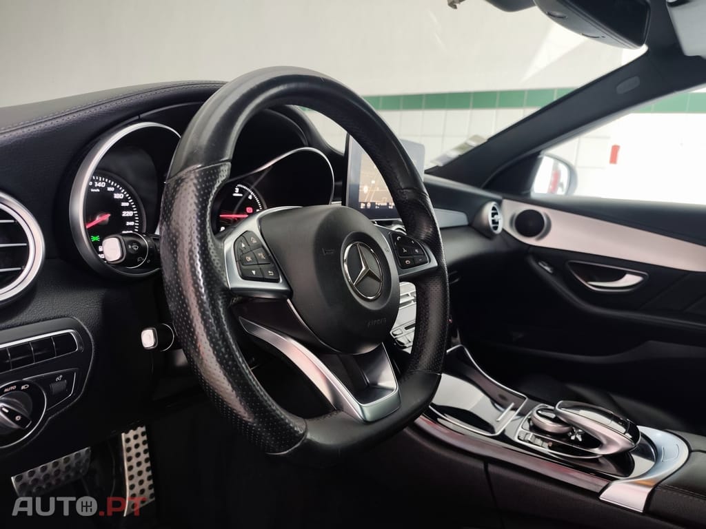 Mercedes-Benz C 250 BlueTEC AMG Line Aut. — fotografia 18