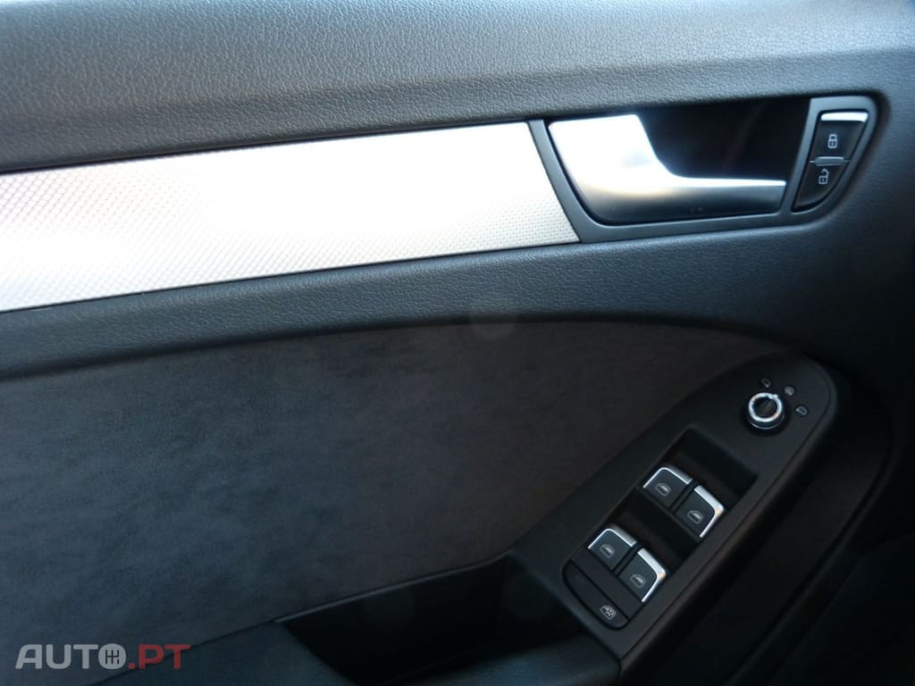 Audi A4 2.0 TDI Business Line Sport