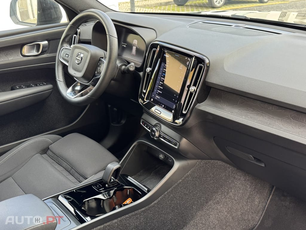 Volvo XC40 Recharge Plus