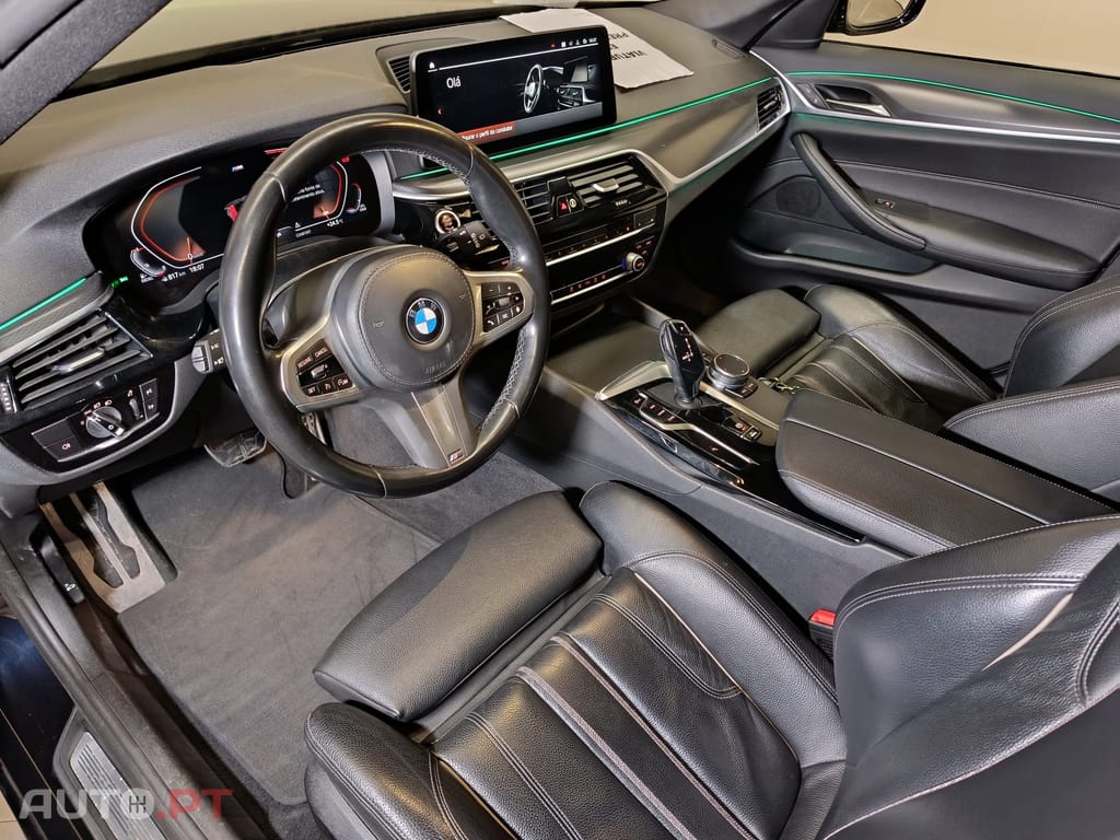 BMW 520 Touring d Pack M Auto
