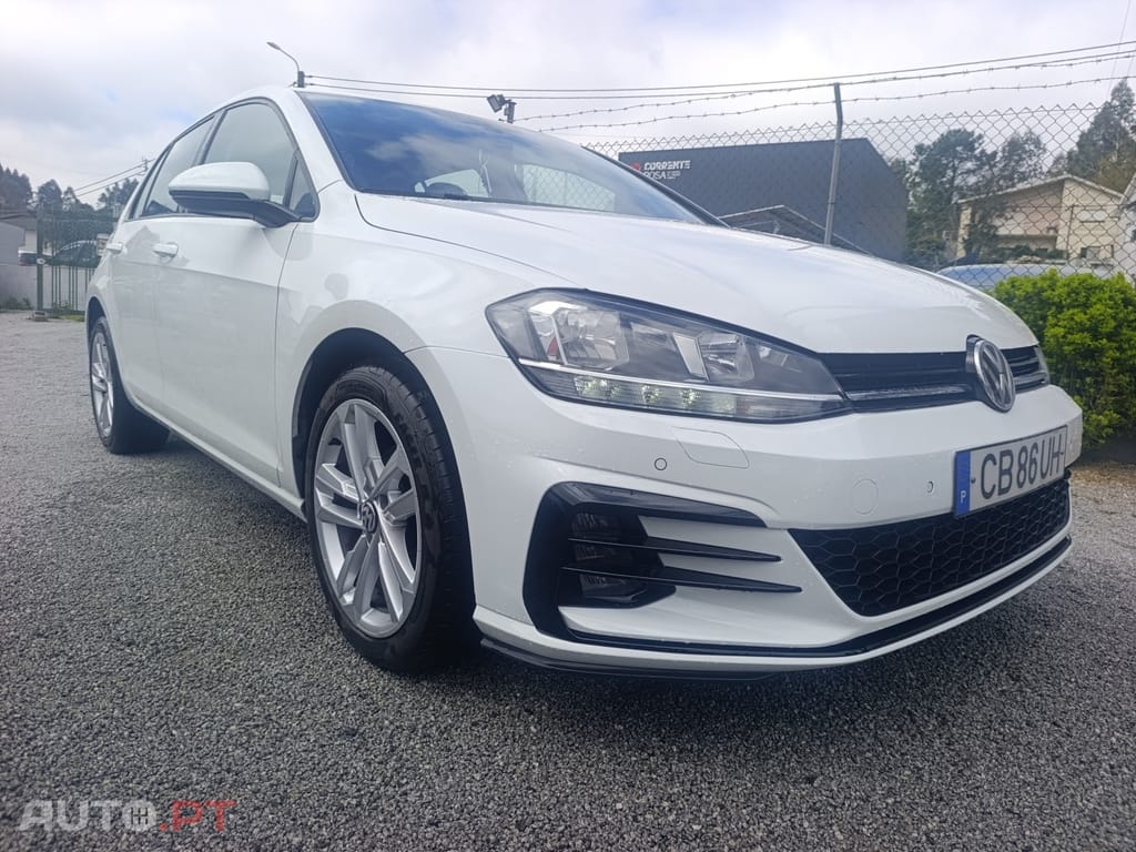 Volkswagen Golf 1.0 TSI Trendline DSG