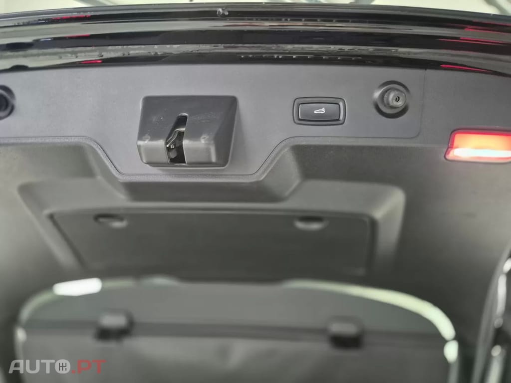 Porsche Panamera 4 E-Hybrid