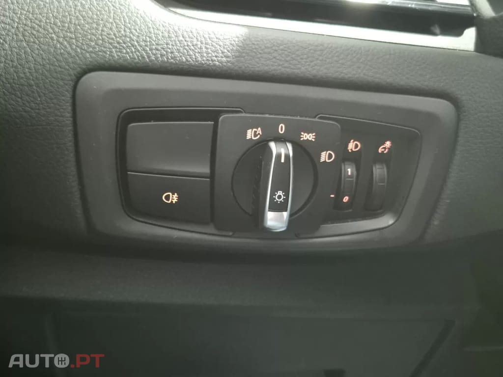 BMW 216 d Advantage Auto — fotografia 22