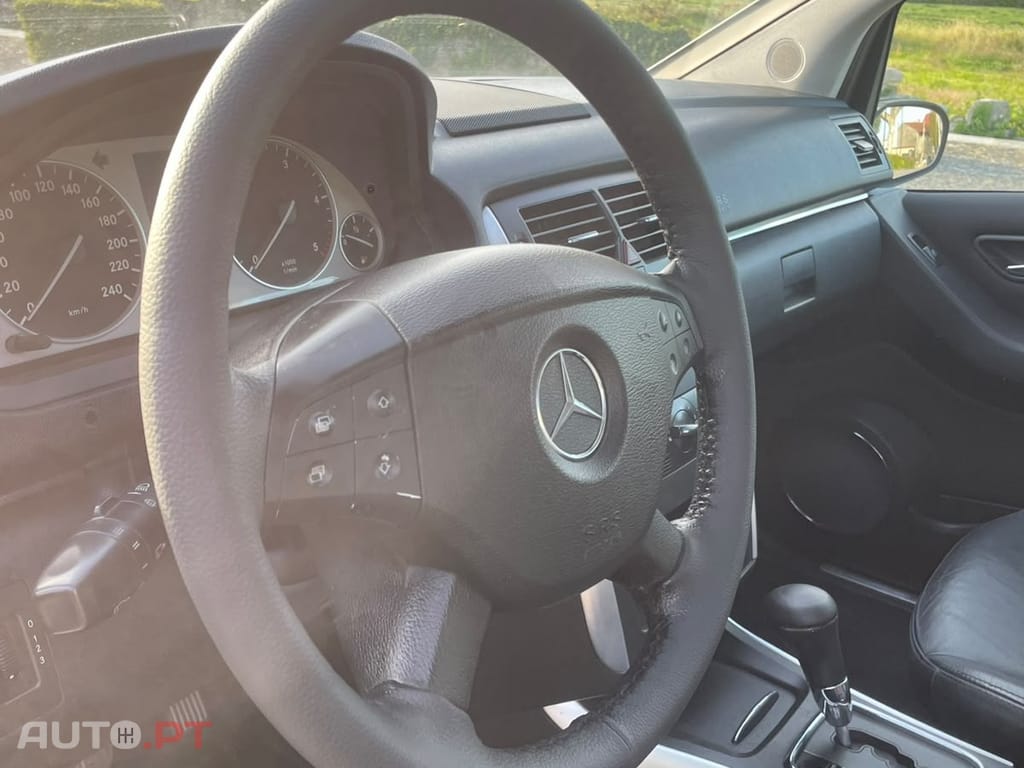 Mercedes-Benz B 180 CDi Autotronic