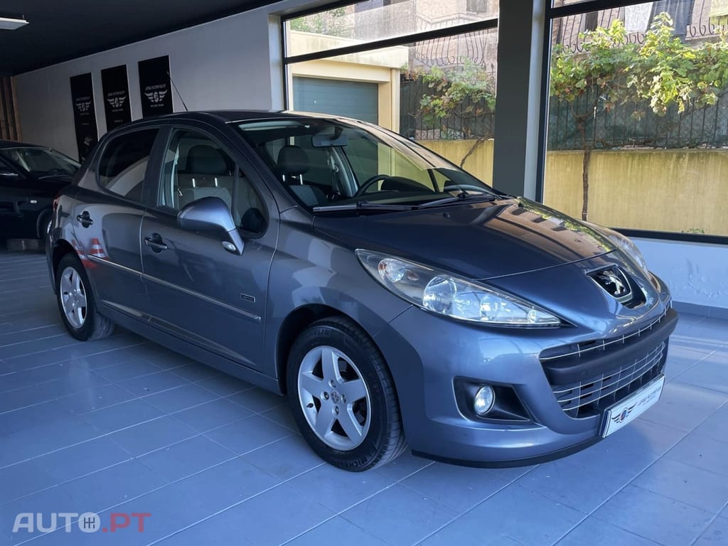 Peugeot 207 1.4 HDi SE Sportium