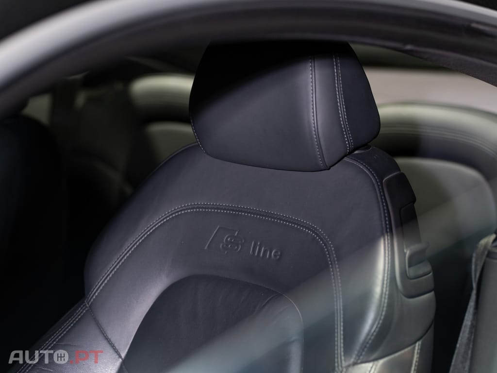 Audi TT 2.0 TFSI S-line