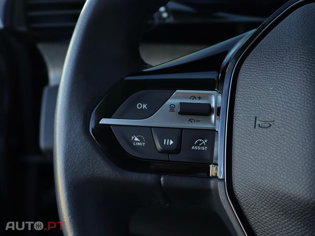 Peugeot 308 1.2 PureTech Allure EAT8