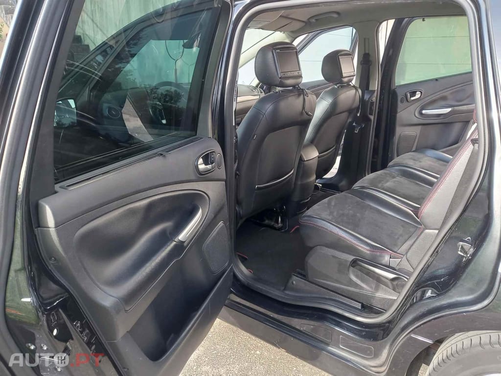 Ford S-Max 2.2 TDCi Titanium 7L